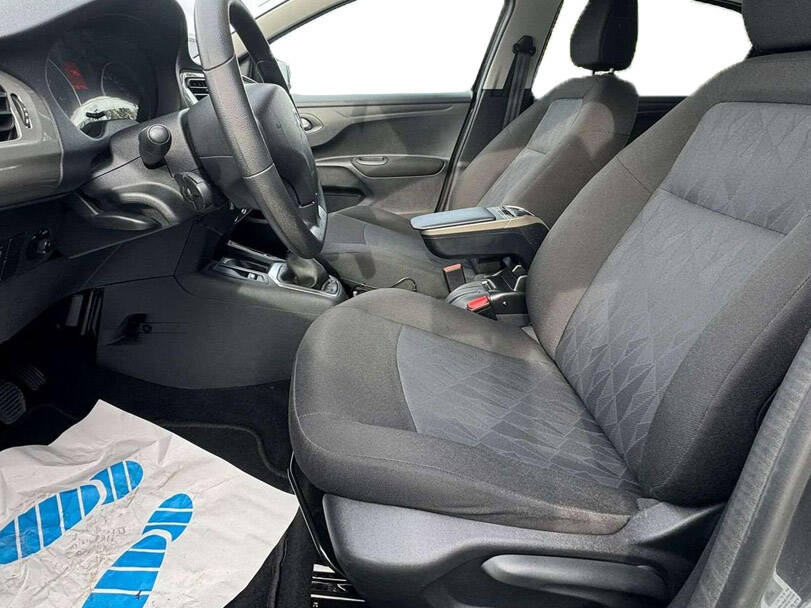 سيتروين سي إليزيه Interior 