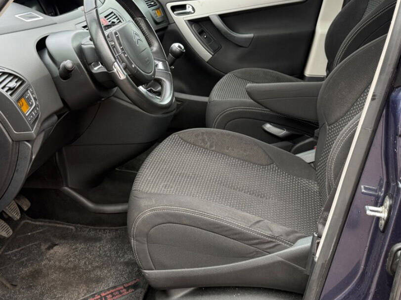 Citroen C4 Picasso 1st Generation Interior 