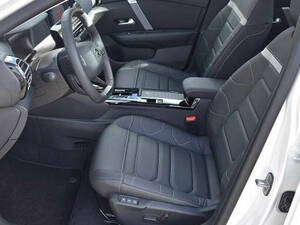 سيتروين C4 X الداخلية 