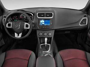 Dodge Avenger Interior 