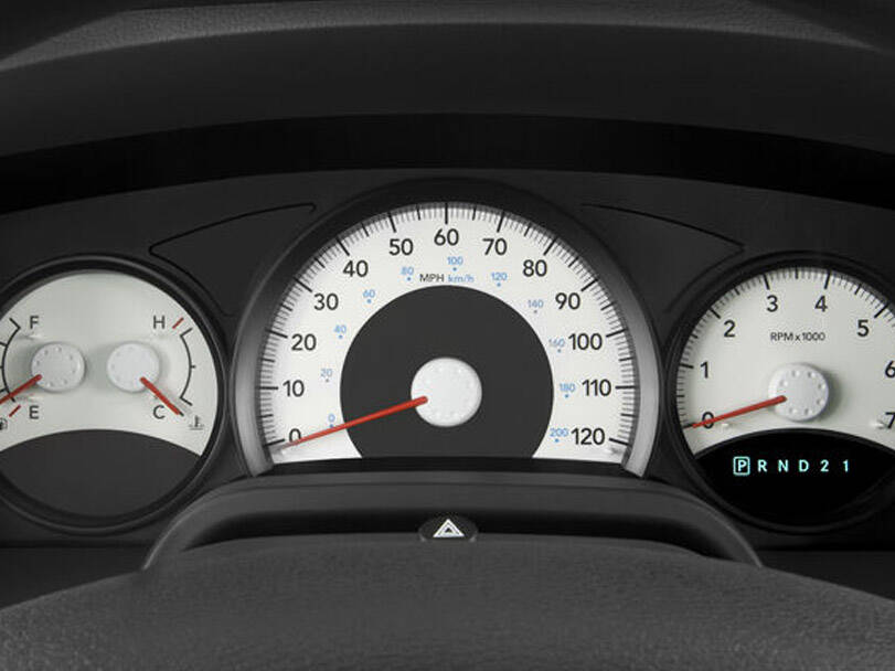 دودج داكوتا Interior 