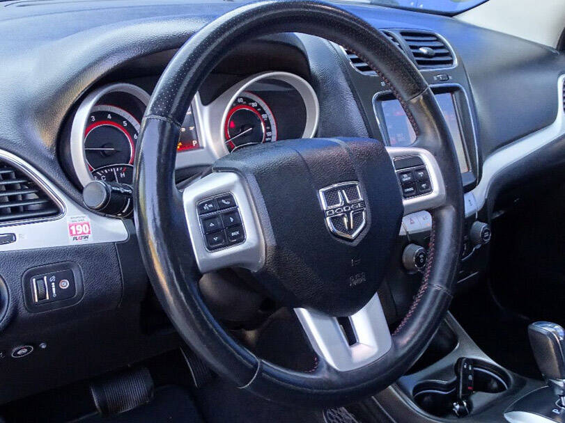 دودج جورني Interior 