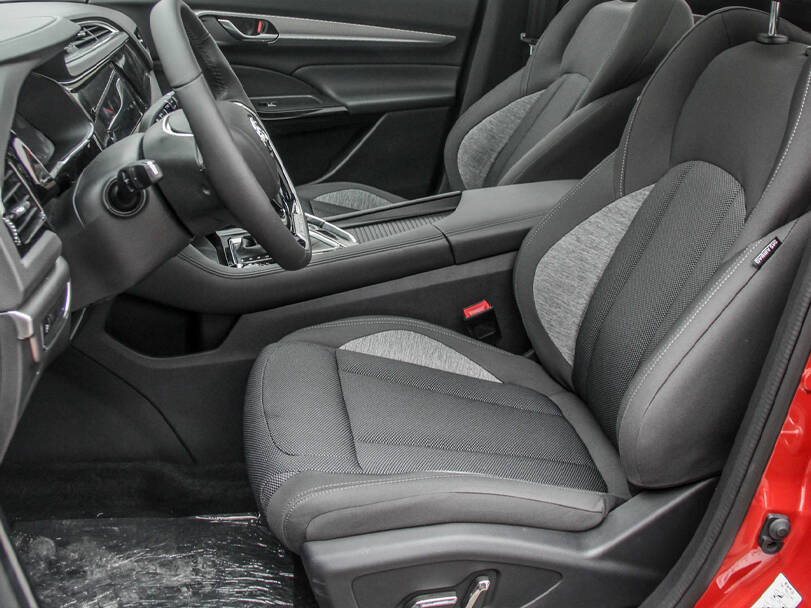 دونغفنغ إيه إكس ٧ Interior 