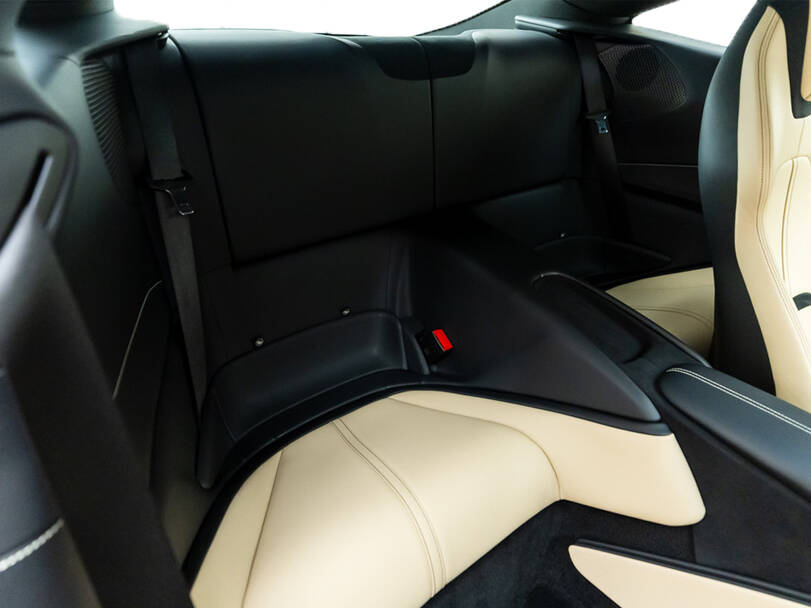فيراري روما 2025 Interior 