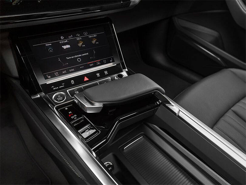 أودي إي ترون 2025 Interior 