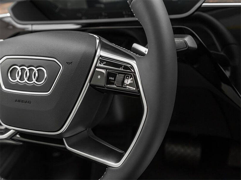 أودي إي ترون 2025 Interior 