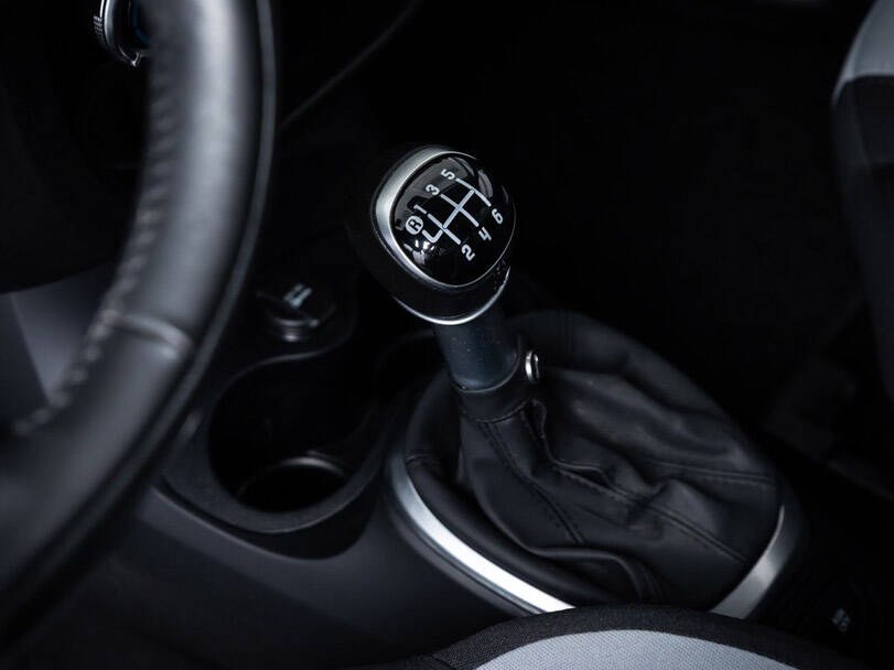 فيات ٥٠٠ إل Interior 