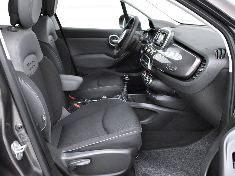 Fiat 500X 2025 Interior 