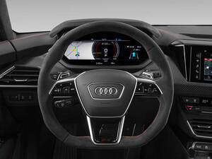 Audi e-tron GT Interior 