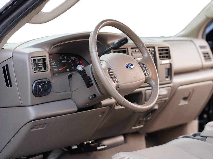 Ford Excursion Interior 