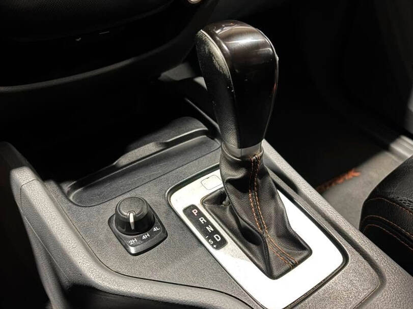 فورد رينجر الجيل الأول (P375) Interior 
