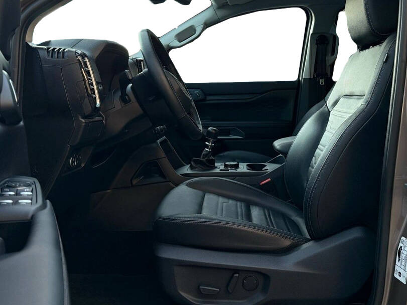 فورد رينجر 2025 Interior 