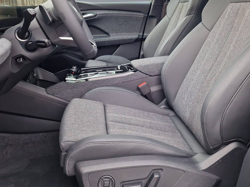Audi Q6 e-tron 2025 Interior 