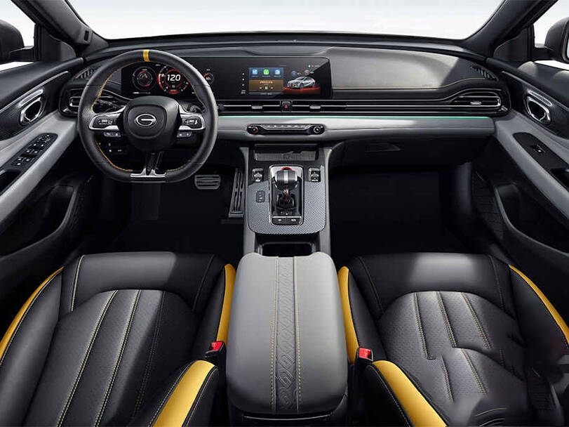 جي إيه سي إمباو Interior 