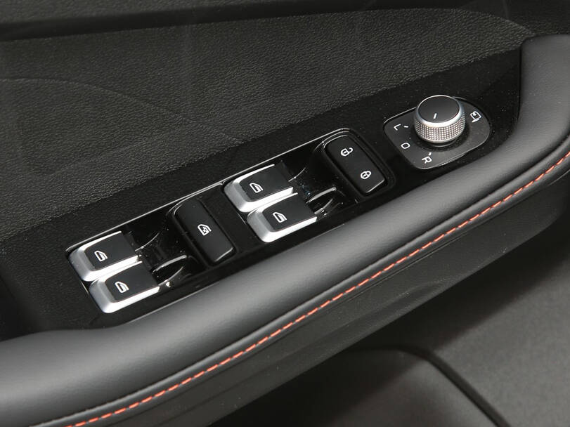 جيلي بينراي 2025 Interior 