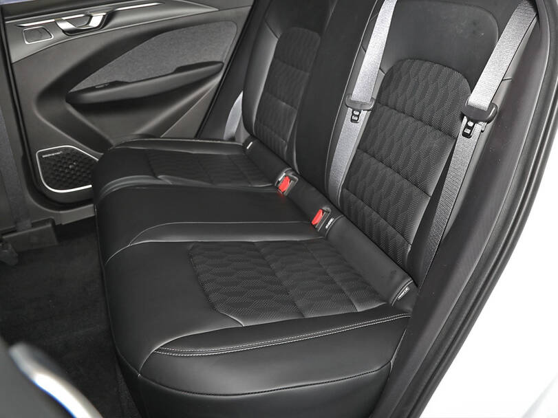 جيلي جيومتري سي 2025 Interior 