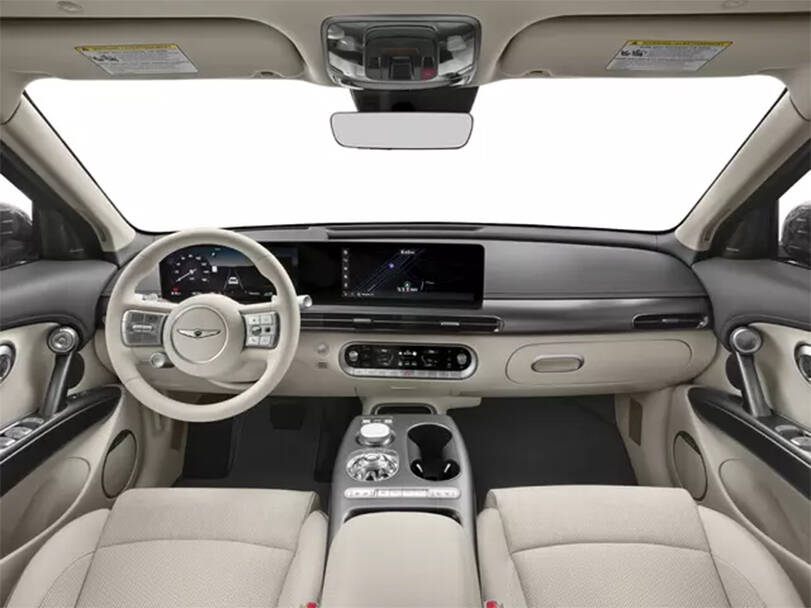 جينيسيس جي في ٦٠ Interior 