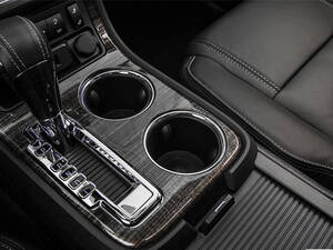 جي إم سي أكاديا الداخلية 