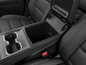 جي إم سي أكاديا الداخلية 