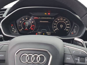 أودي RS Q3 الداخلية 