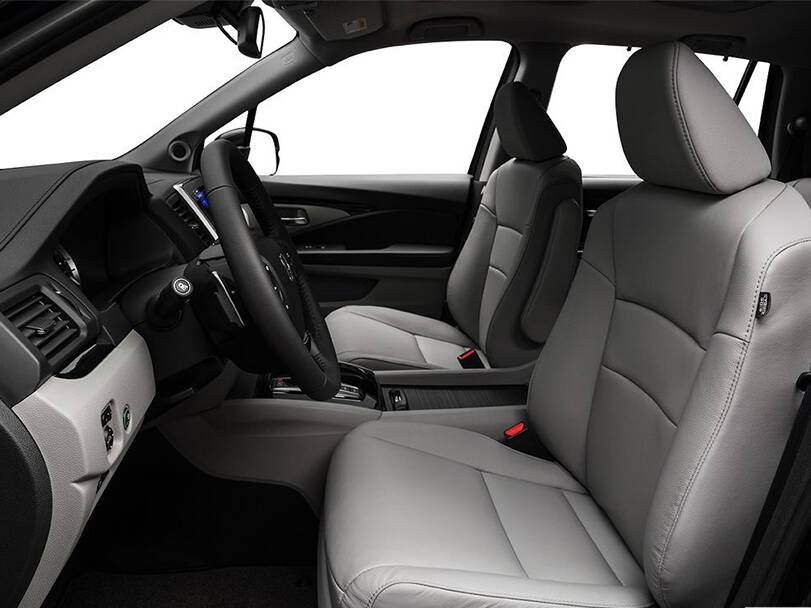 هوندا بايلوت Interior 