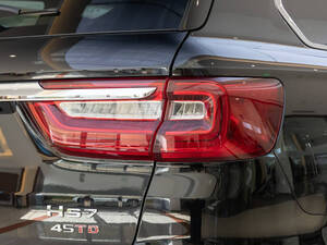 Hongqi HS7 1st Generation