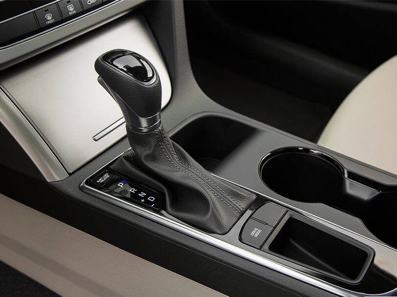 Hyundai Sonata Interior 