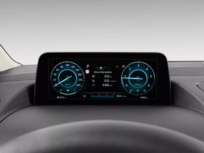 هيونداي ستاريا 2025 Interior 