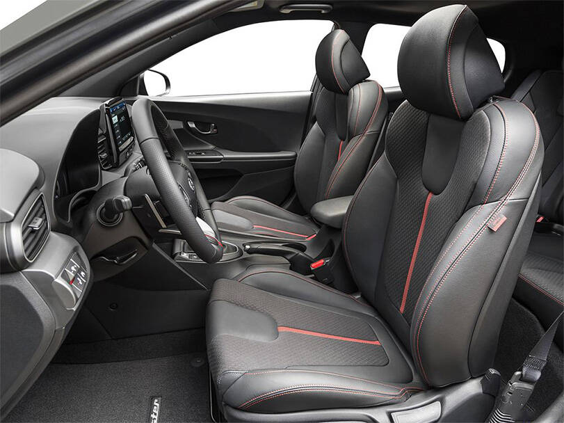 هيونداي فيلوستر Interior 