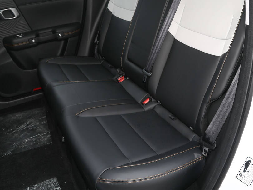 بايك بي جي ٣٠ 2025 Interior 