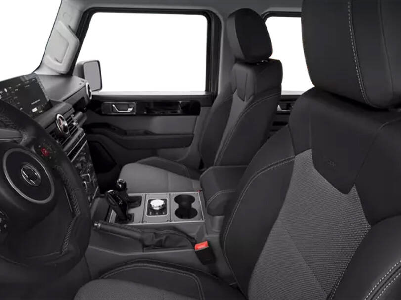 إينيوس جرينادير Interior 