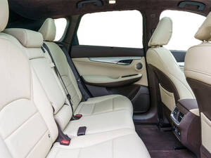 إنفينيتي QX50 الداخلية 