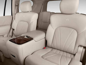 إنفينيتي QX56 الداخلية 