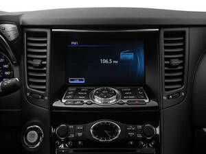 إنفينيتي كيو إكس ٧٠ الداخلية 