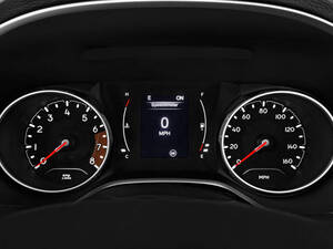 جيب كومباس الداخلية 