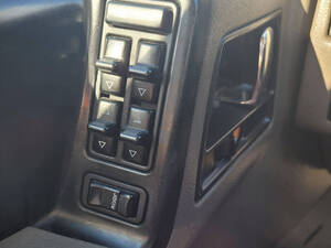 Jeep Grand Wagoneer Interior 