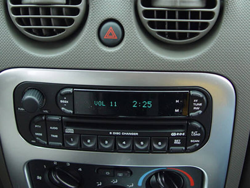 Jeep Liberty 1st Generation Interior 