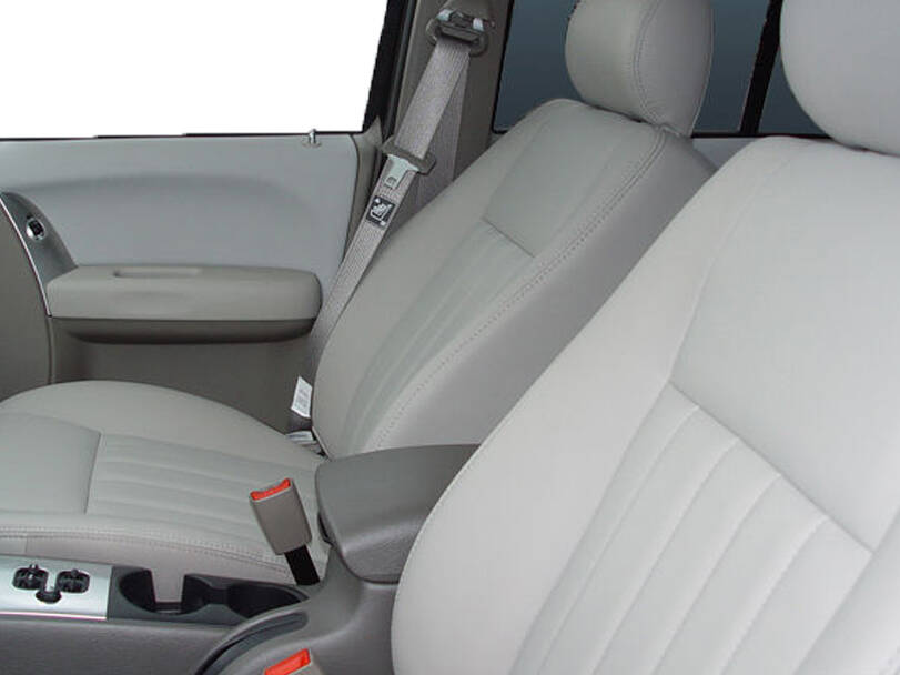 Jeep Liberty 1st Generation Interior 